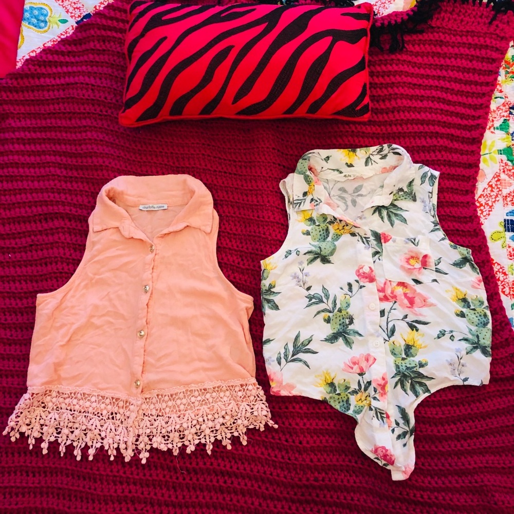 Bundle of two kids top 💕